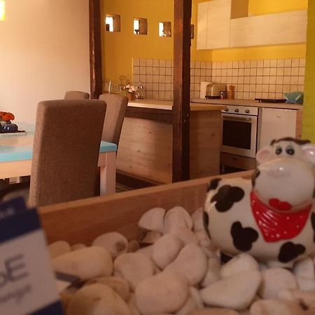 Village House Moo Moo Враня Екстериор снимка