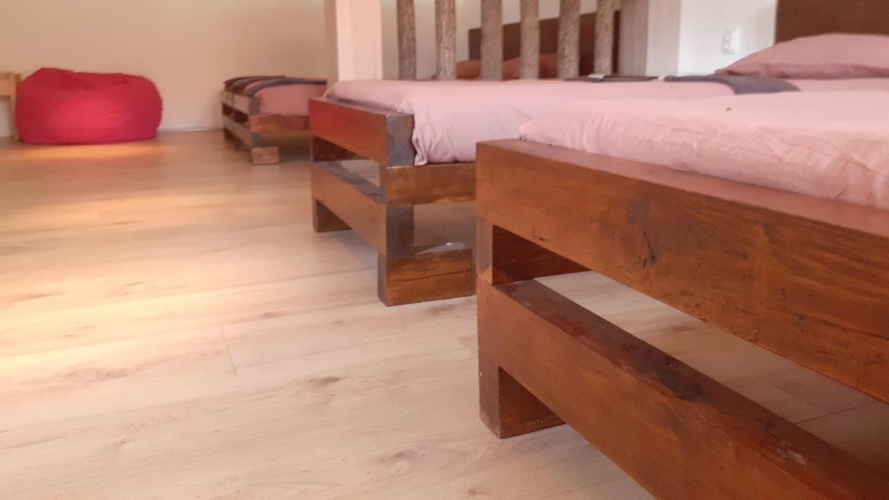 Village House Moo Moo Враня Екстериор снимка