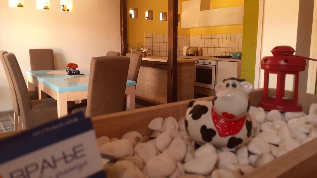 Village House Moo Moo Враня Екстериор снимка